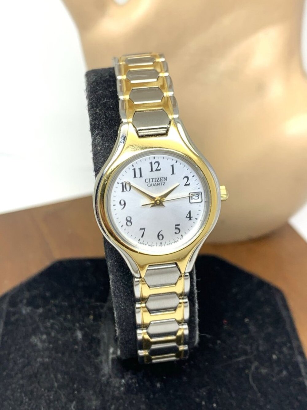 Citizen Womens Watch EU2254-51A Quartz Silver Dial Two Tone Stainless Steel 23mm - Picture 13 of 14